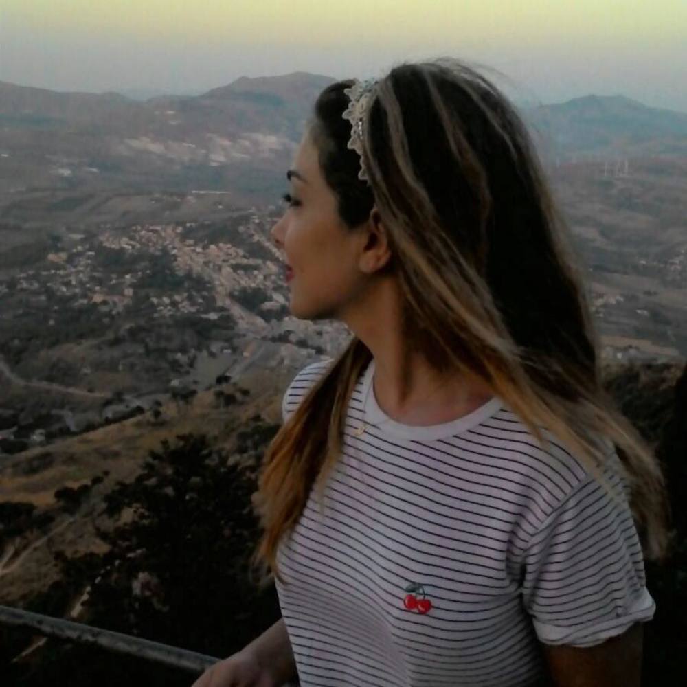 Meet your Posher, Sahar